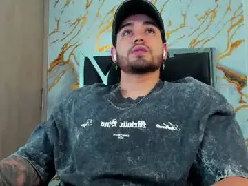 Chaturbate Sex Cam of eliankeiser