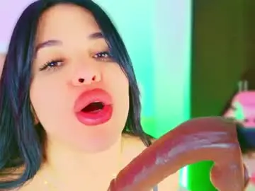 Chaturbate Adult Video Chat of charlootteevans
