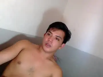 Chaturbate Live Sex Cam of yourasian_bradley