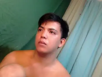Chaturbate Free Porn Cam of yourasian_bradley