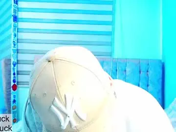 Chaturbate Live Sex Cam of _justinmoon2