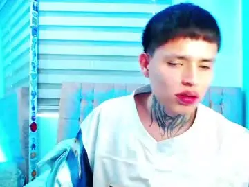 Chaturbate Live Sex Cam of _justinmoon2