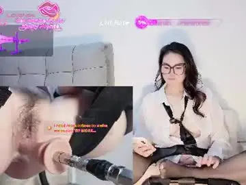 Chaturbate Live Sex Cam of mia_model_99