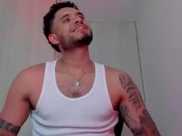 Chaturbate Sex Cam of austintorres_