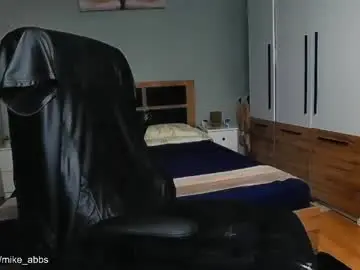 Chaturbate Live Sex of mikestrip