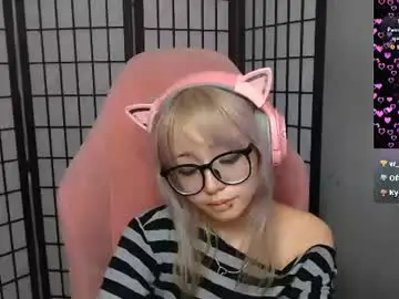 Chaturbate Sex Chat of danyelleeyermann