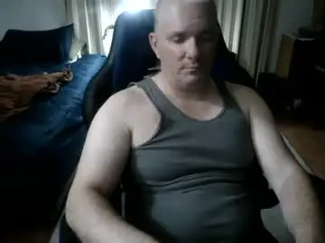 Chaturbate Sex Cam of emsguy1