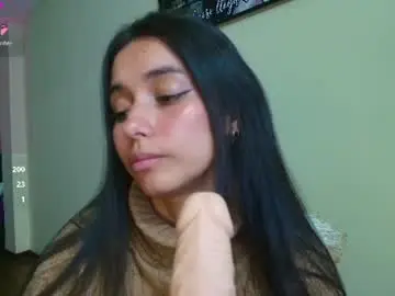 Chaturbate Nude Webcam of vallery_evanss