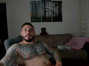 Chaturbate Live Sex Cam of gymdominus