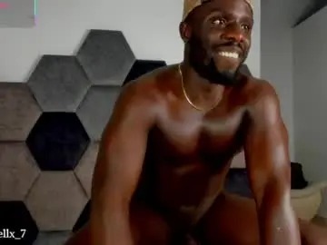Chaturbate Sex Cam of latrellx7