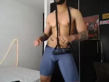 Chaturbate Adult Video Chat of claybrown_