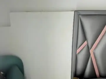 Chaturbate Live Sex of golden_kiss23