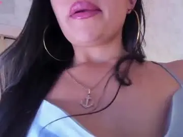 Chaturbate Best live sex cam show of iris_bells