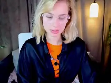 Chaturbate Free Live Porn of noramoreau