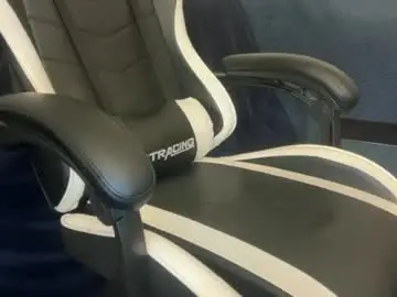 Chaturbate Live Sex Cam of tevvdaren