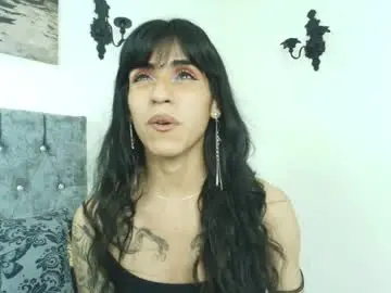 Chaturbate Free Porn Cam of bella_poisonous