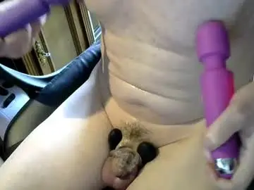 Chaturbate Free Live Porn of gay_slave_on_cam