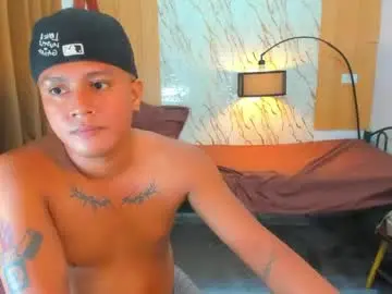Chaturbate Sex Chat of naughty_vince