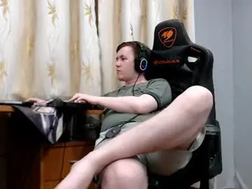 Chaturbate Adult Webcams of iliaskrisloveee