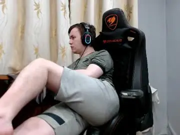 Chaturbate Nude Webcam of iliaskrisloveee
