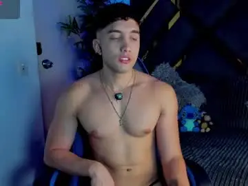 Chaturbate Live Sex Cam of jeicob_stone1