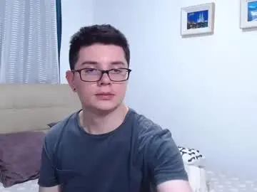 Chaturbate Free Live Porn of kevinhunts