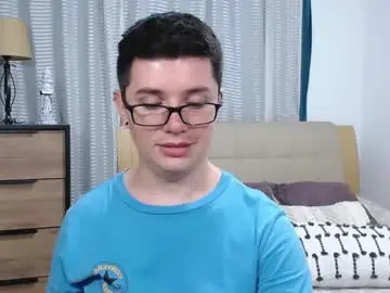 Chaturbate Live Porn of kevinhunts