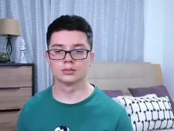 Chaturbate Free Porn Cam of kevinhunts