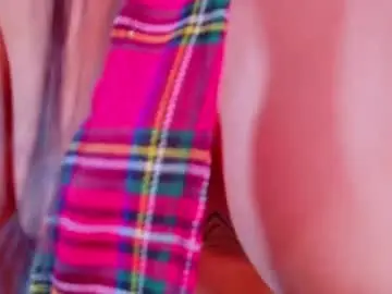 Chaturbate Adult Video Chat of reiinachloe