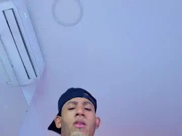 Chaturbate Private Sex Chat of bento_fox