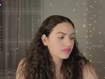 Chaturbate Best live sex cam show of lilyrose1_