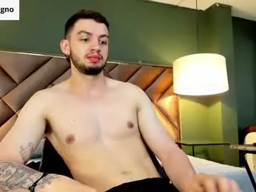 Chaturbate Nude Webcam of michael_magno