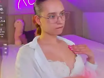 Chaturbate Adult Video Chat of miaa_hill