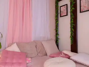 Chaturbate Sex Chat of zafiiro_bluee2
