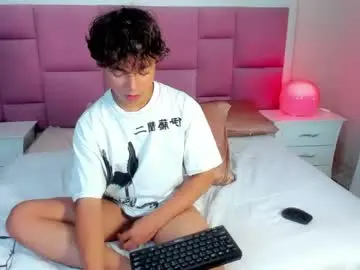 Chaturbate Sex Chat of honeymoon_sariel