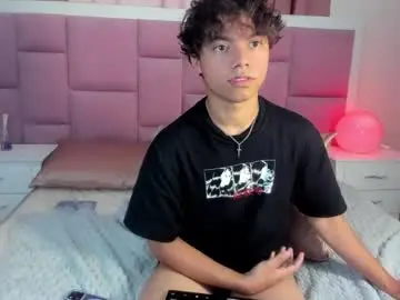 Chaturbate Live Porn of honeymoon_sariel