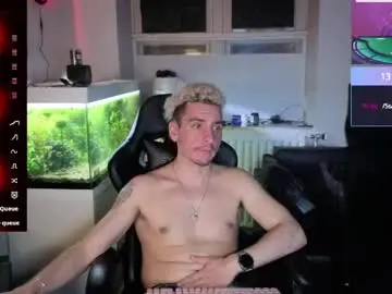 Chaturbate Live Sex of rayzel31