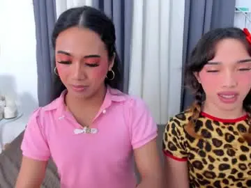 Chaturbate Adult Video Chat of hugecock_pretty123