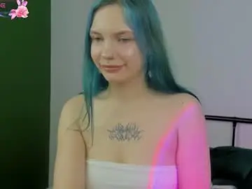 Chaturbate Nude Webcam of emily__hamilton