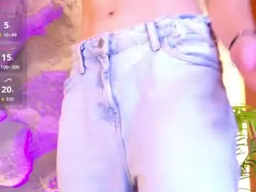 Chaturbate Live Sex Cam of miiaa_cooper
