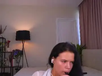 Chaturbate Live Sex Cam of wildahankin