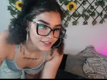 Chaturbate Live Sex Cam of dark_flama