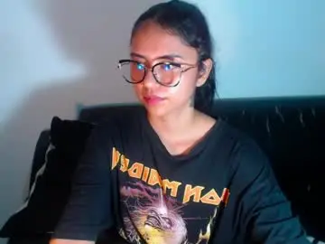 Chaturbate Watch Live Sex Cams of bellaluxxs