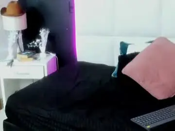 Chaturbate Live Sex Cam of tessa_sinclaire