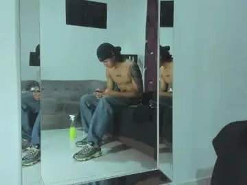 Chaturbate Free Live Porn of tonybenedetti