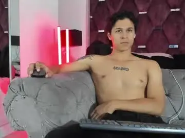 Chaturbate Nude Webcam of tonybenedetti