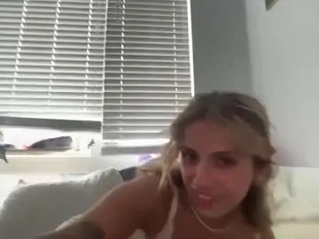 Chaturbate Sex Cam of lolaa555