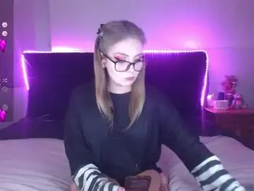 Chaturbate Nude Webcam of shysweetrish