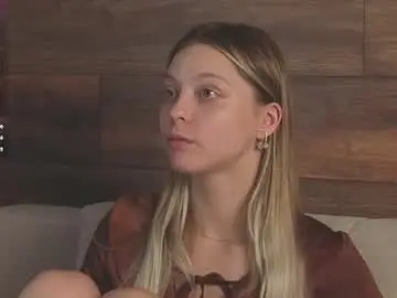 Chaturbate Live Sex of emilielong