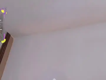 Chaturbate Free Live Porn of ahvi_ebony